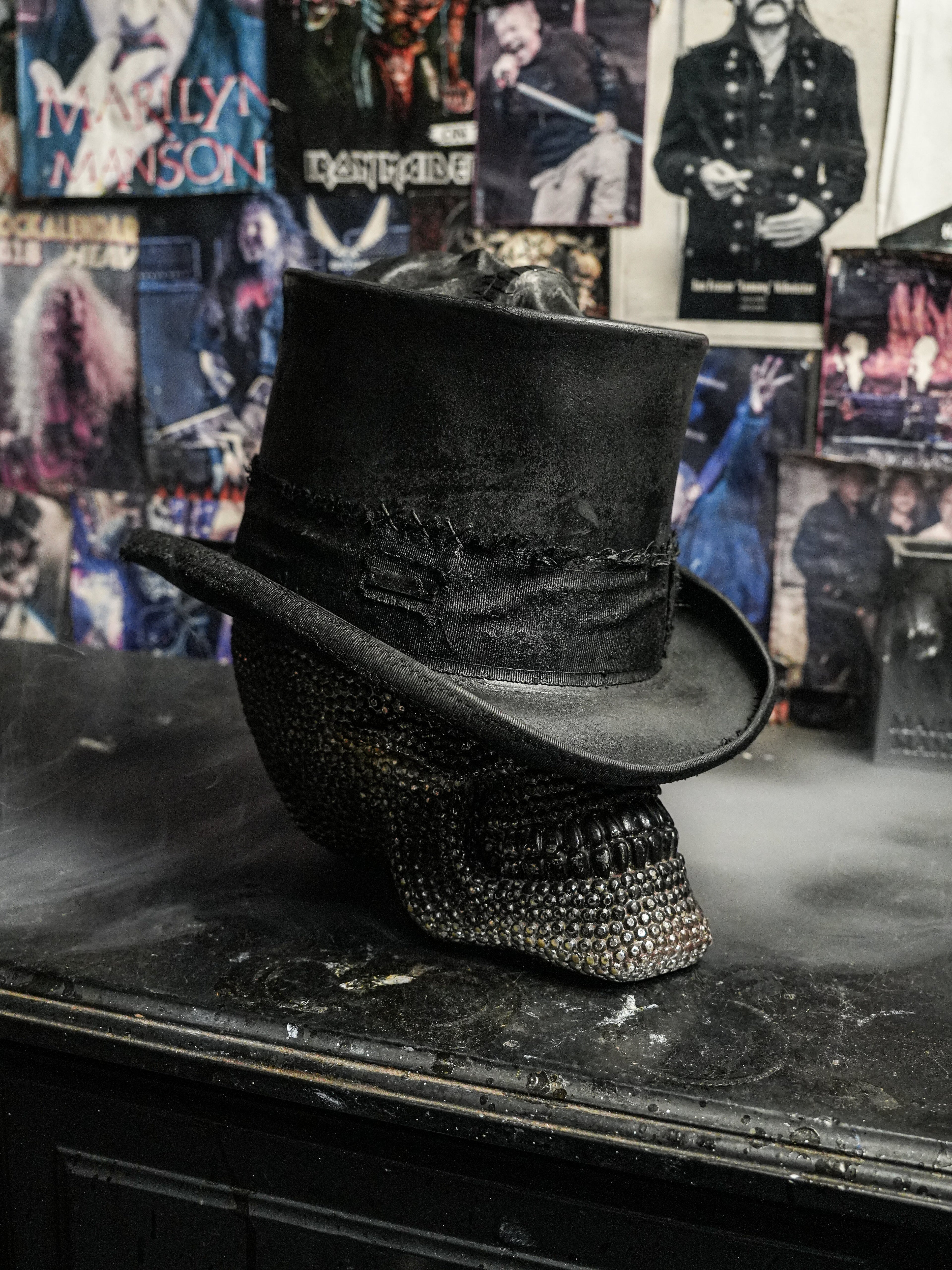 HAUNTED - Blade Hats