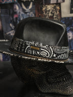 LIVIN´ ON THE EDGE - Blade Hats
