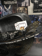 LIVIN´ ON THE EDGE - Blade Hats