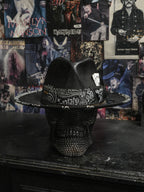 LIVIN´ ON THE EDGE - Blade Hats