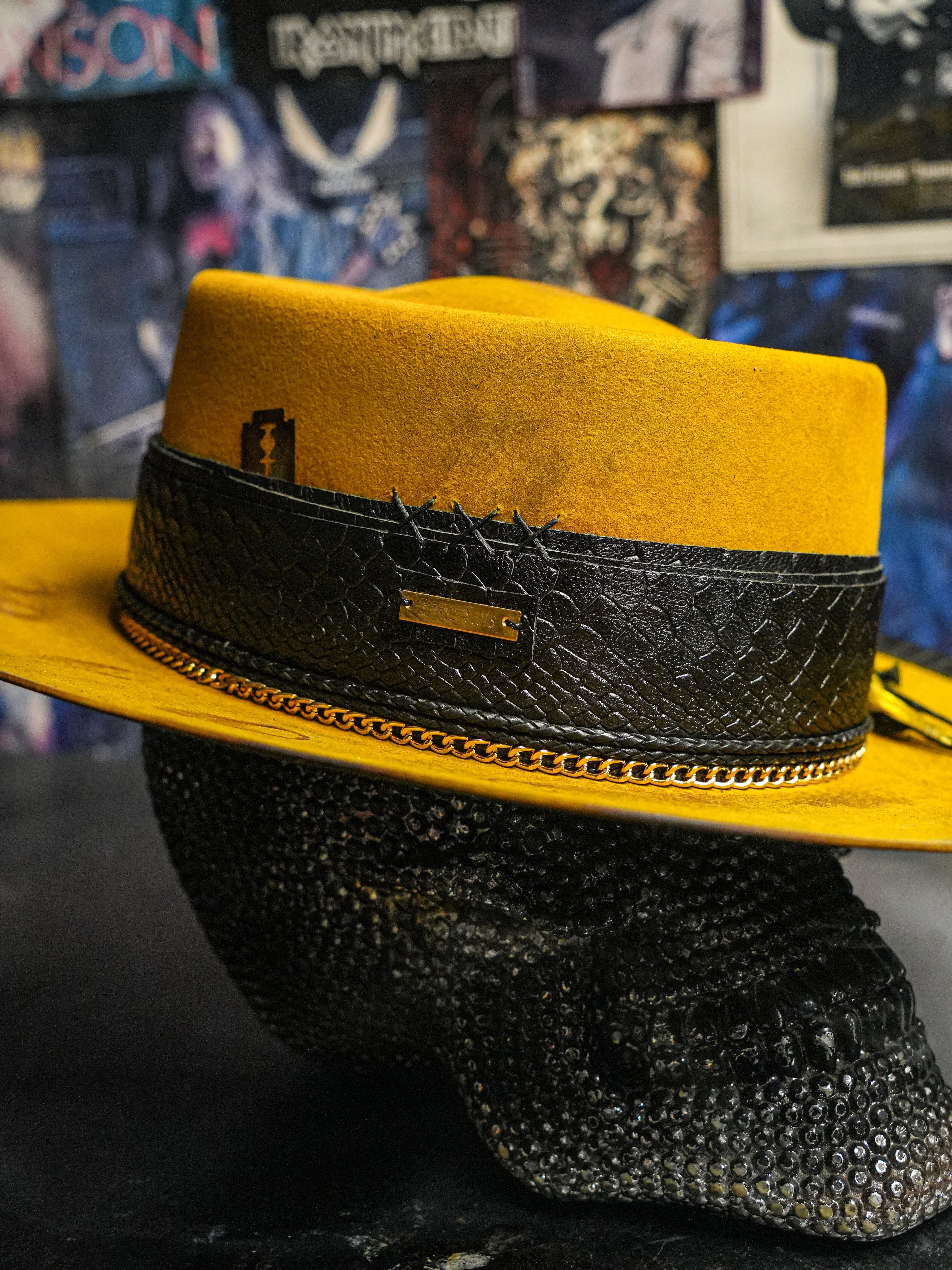 OUIJA - Blade Hats