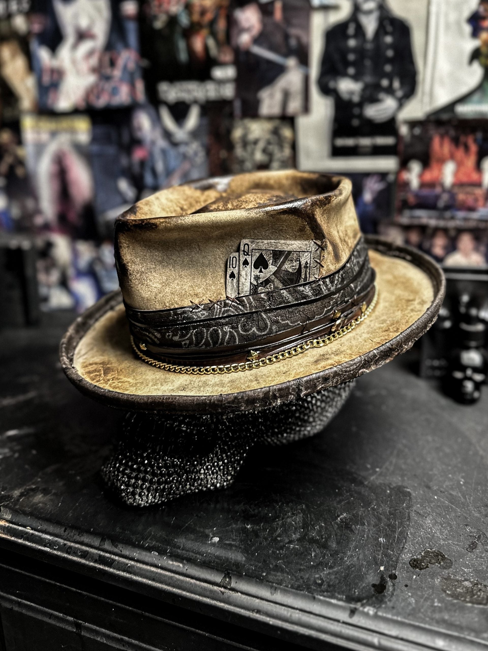 SIMPLE MAN – Blade Hats display picture 1