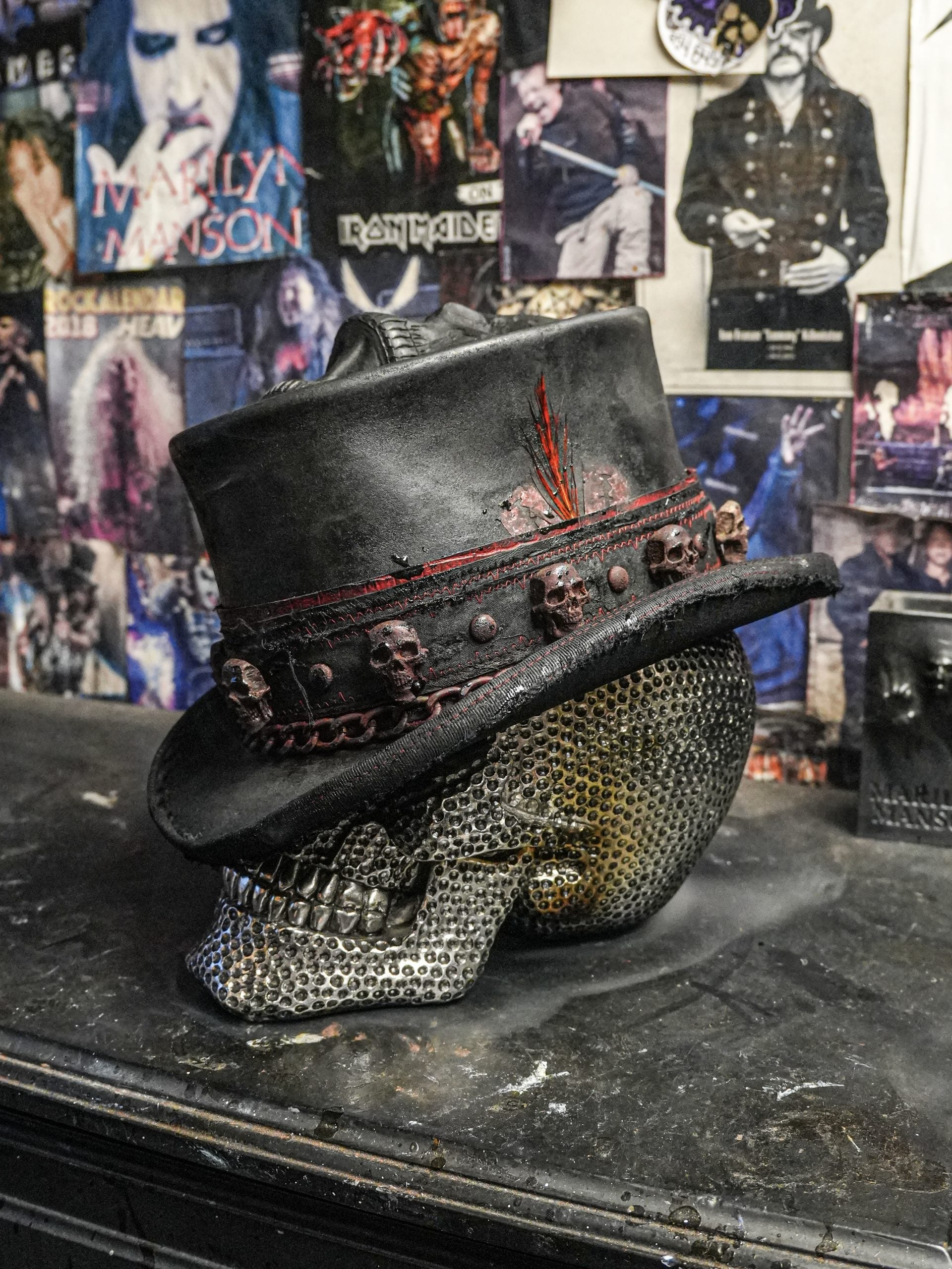 THE DEVIL INSIDE - Blade Hats