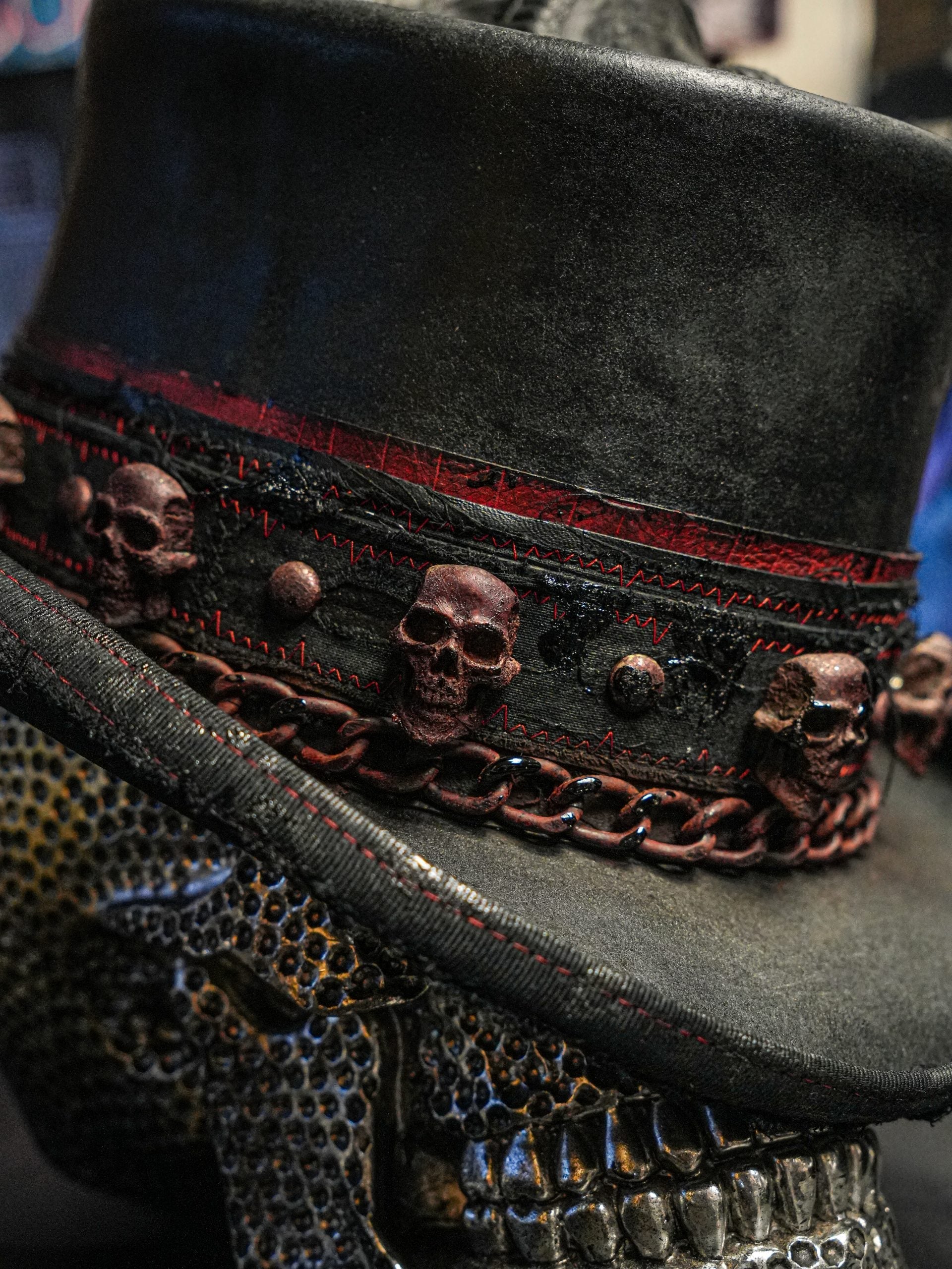 THE DEVIL INSIDE - Blade Hats