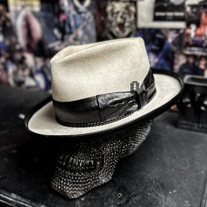 IT´S ONLY ROCK AND ROLL